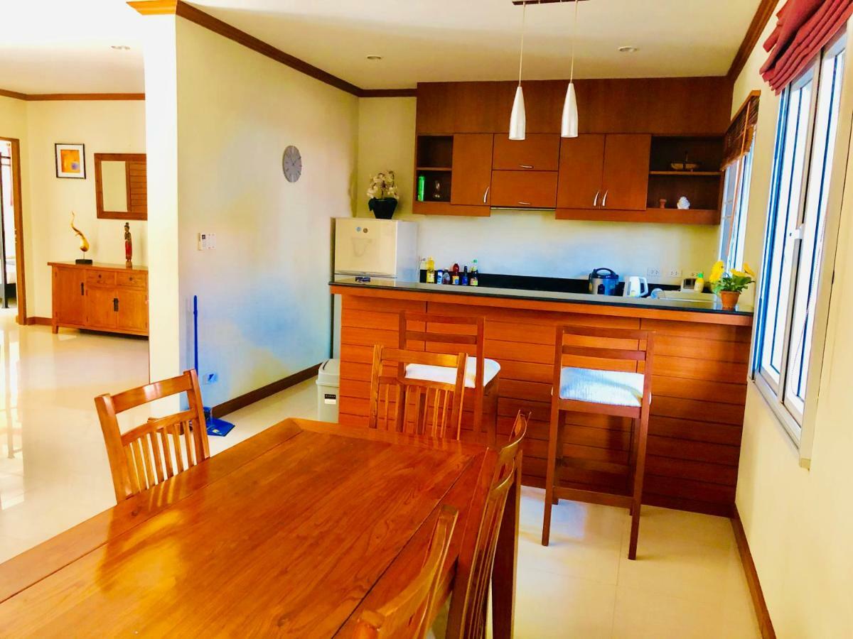 Karon Pool Villa 卡伦3卧泳池别墅 Exterior foto