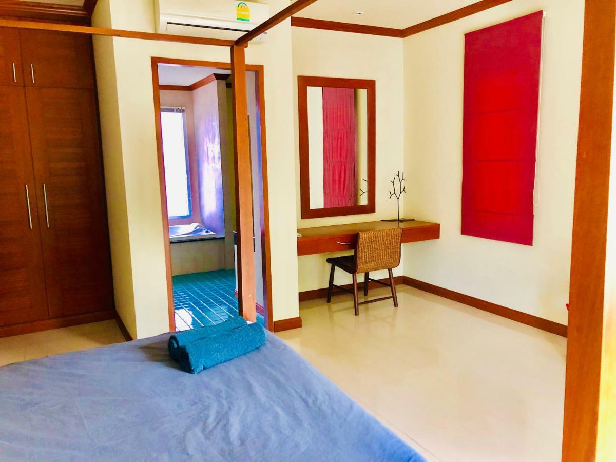 Karon Pool Villa 卡伦3卧泳池别墅 Exterior foto