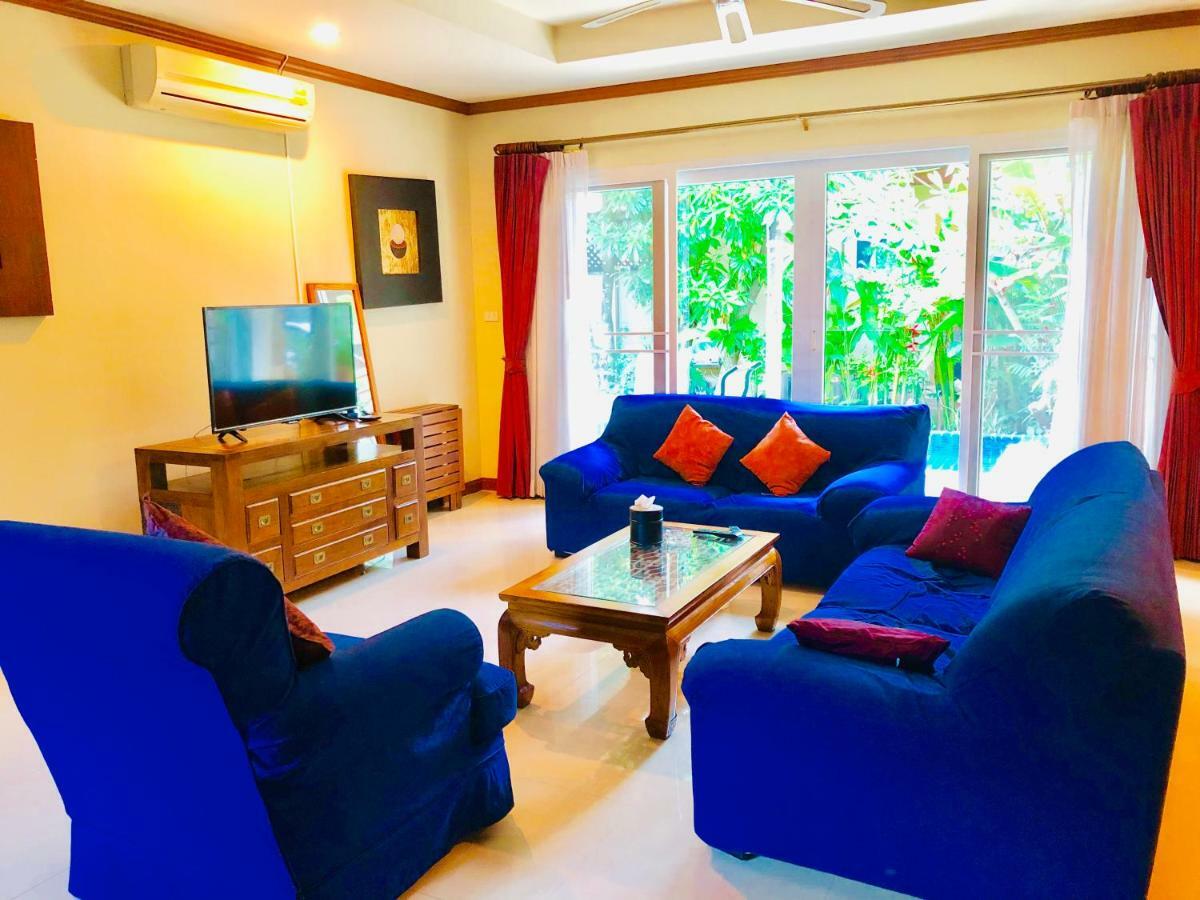 Karon Pool Villa 卡伦3卧泳池别墅 Exterior foto