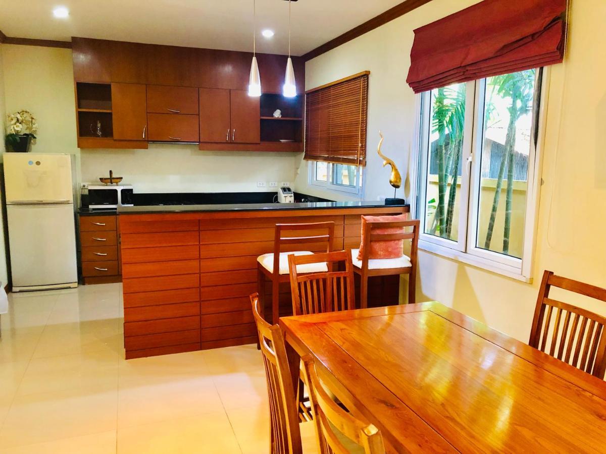Karon Pool Villa 卡伦3卧泳池别墅 Exterior foto